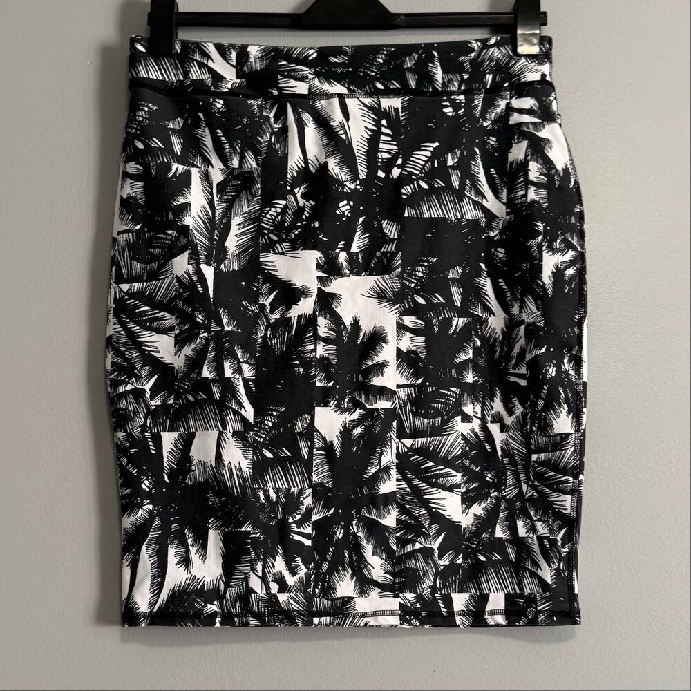 Fabletics Cora Palm Tree Print Stretch Straight Pencil Skirt XL